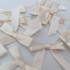 50pcs 2-1/2" Mini Satin Ribbon Bows with Twist Ties for Crafts Gift Wrapping Packing Christmas Decoration (2.5"-Ivory)