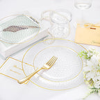 Rubtlamp 100 Pcs Gold Plastic Plates - 10 inch Clear Gold Dinner Plates - Hammer Pattern Design - Fancy Disposable Plate - Heavy Duty Party Plate Ideal for Wedding