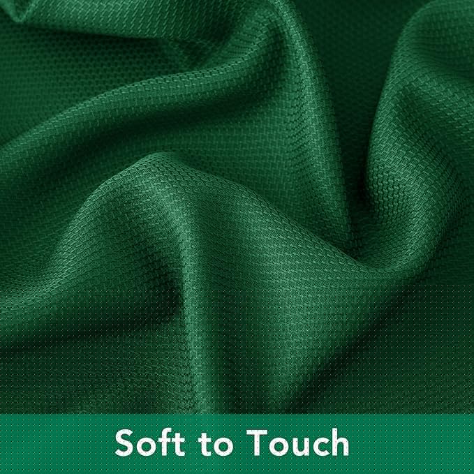 Biscaynebay Textured Fabric Christmas Rectangle Table Cloth 90x132 Inch, Hunter Green Water Resistant Tablecloths for Dining, Kitchen, Wedding and Parties etc. Machine Washable