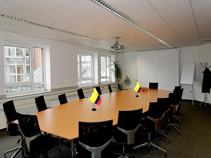 2 Pack Colombia Desk Flag, Colombian Table Office Flag with Solid Pole and Stand Base, International Country Flag, Festival Celebration, Classroom Meeting Desktop Decoration (Colombia)
