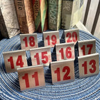 10 Pcs Metal Place Cards Stackable Tent Style Table Numbers，Place Card Holders for Celebration Wedding Party Restaurants Cafes Bars Gatherings meeting Room Board Game Serial (Small 11-20, Red)