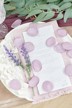 TINGE TIME 200pcs Silk Flower Petals for Wedding, Rose Petals for Decoration, Fake Flower Petals for Bridal Showers, Flower Girl Petals for Anniversaries and Parties (Lavender)