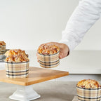 Panificio 10 Ounce Cupcake Wrappers, 200 Scalloped Baking Cups - Oven-Ready, Greaseproof, Plaid Paper Cupcake Liners, Disposable, For Birthdays, Baby Showers, Or Weddings - Restaurantware