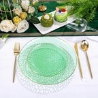 Rubtlamp 100 Pcs Green And Gold Plastic Plates - 10 inch Clear Green Gold Dinner Plates - Hammer Pattern Design - Fancy Disposable Platos - Heavy-Duty Party Platos Ideal for Wedding